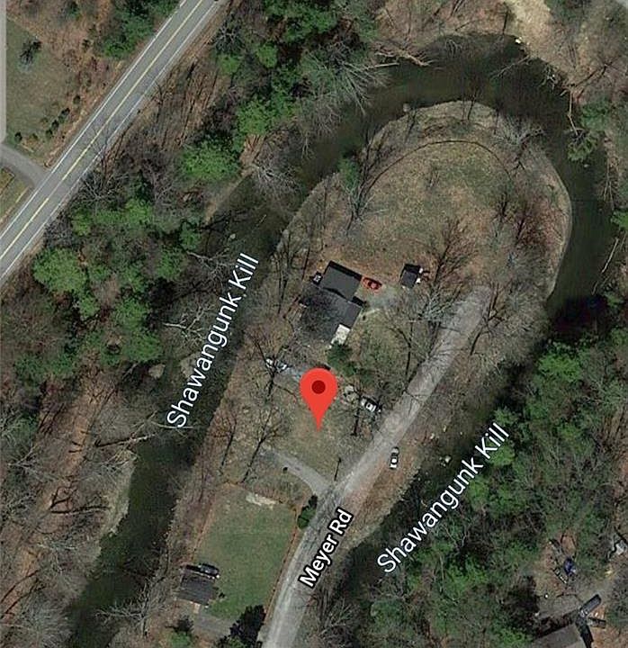 1st image of 23 Maple Dr