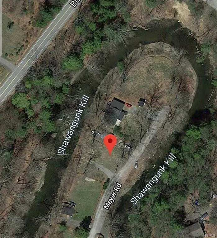 23 Maple Dr photo 1