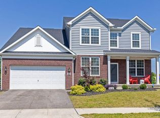 303 Winter Shadow Loop, Delaware, OH 43015