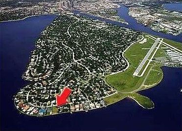 2nd image of 100 Martinique Ave