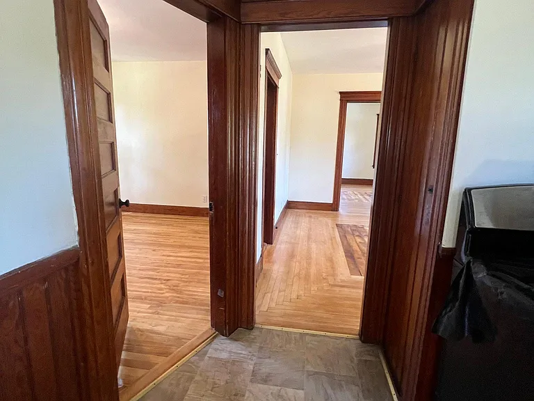 101 Greenwood St #2 — Photo 11