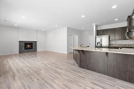 2730 Saga Ct NE — Photo 29