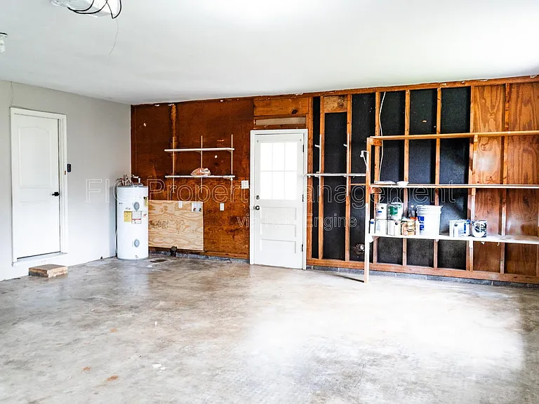 4200 Crestfield Rd — Photo 7