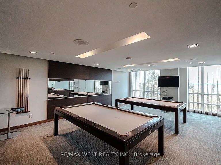 215 Sherway Gardens Rd #212 — Photo 33