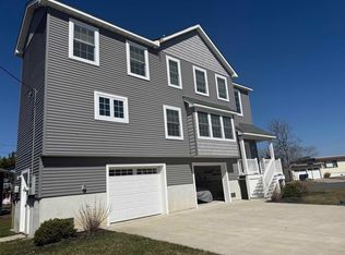101 Beach Ave W, Brigantine, NJ 08203