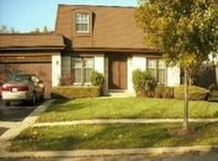 558 W Revere Ln, Palatine, IL