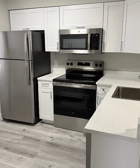 Spring Lake Apartments — Photo 131