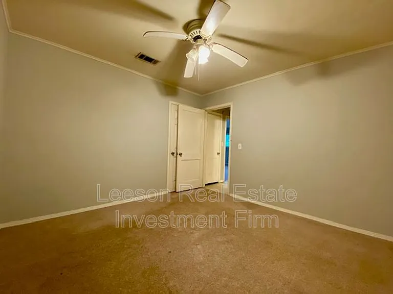 4259 Rightway Ave — Photo 10