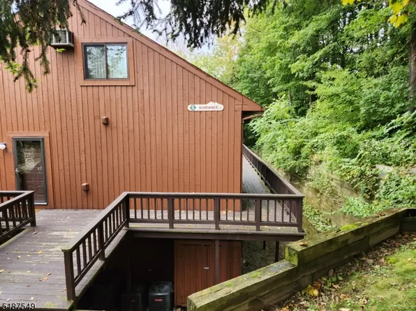 1 Sundance Ct #2, Vernon Twp., NJ 07462