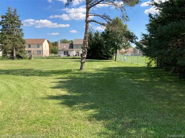 0 Dequindre Rd, Sterling Heights, MI 48314
