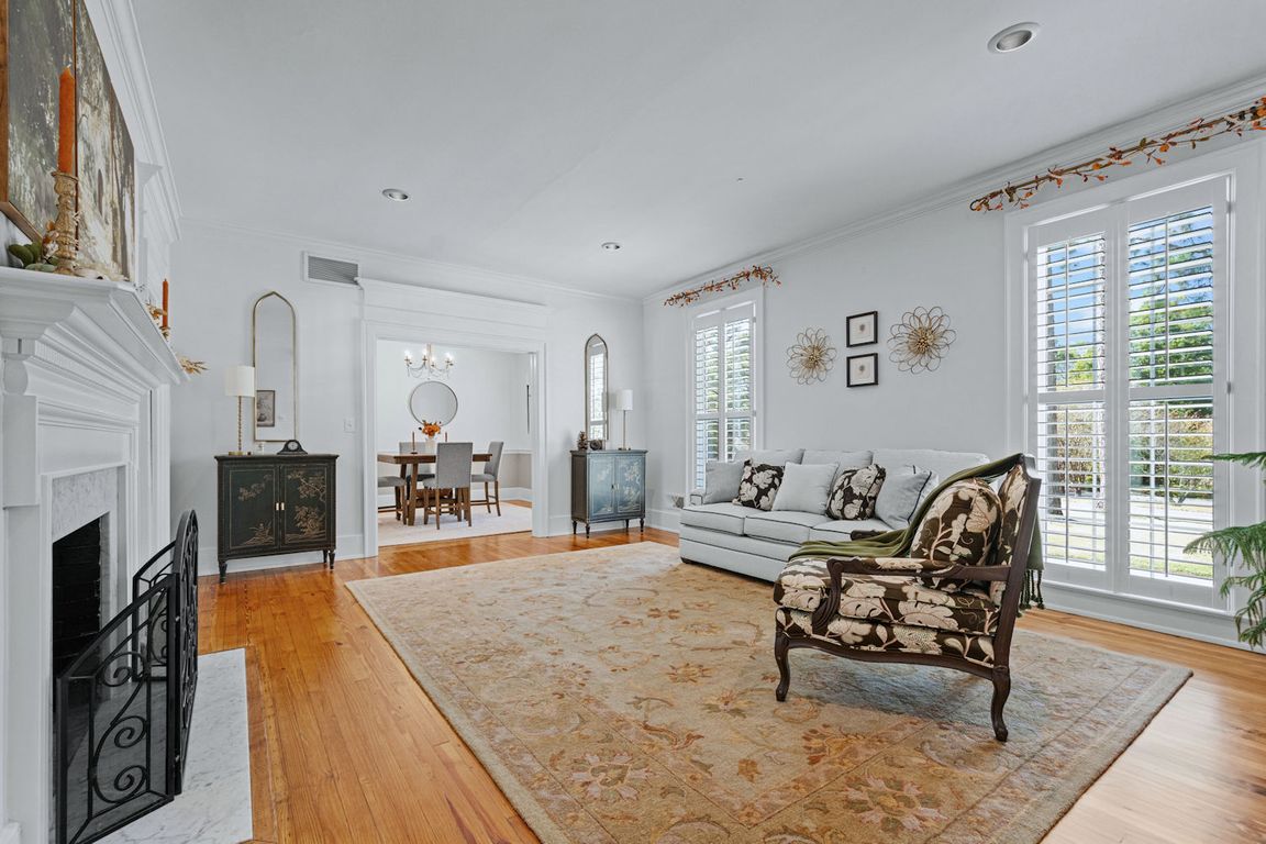 next background image