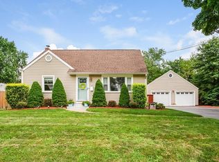 15 Locke Dr, Enfield, CT 06082