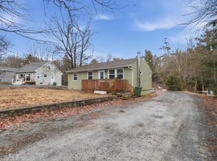 189 Old Beaver Bank Rd, Lower Sackville, NS B4E 1J5