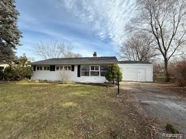 3507 Briarwood Dr, Flint, MI 48507