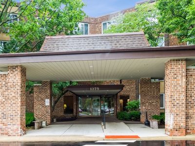 1375 Rebecca Dr APT 214, Hoffman Estates, IL, 60169