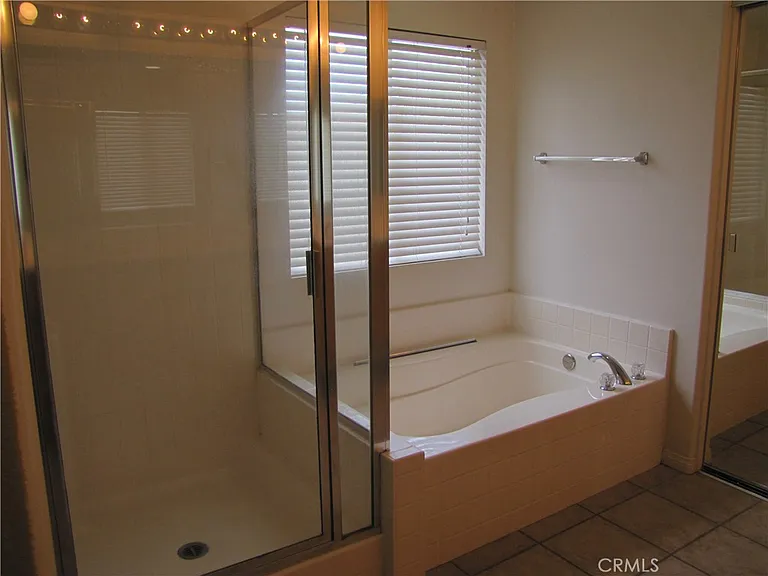 5661 Knollside Way — Photo 16