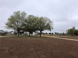 1028 Garrett Trl, Maxwell, TX 78656