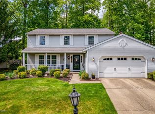 15956 Inglewood Ct, Strongsville, OH