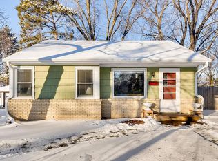 7504 Plymouth Ave N, Golden Valley, MN 55427