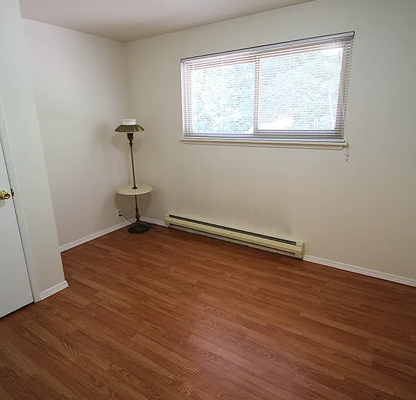 Caspian 10525 Apartments - Lake City — Photo 7