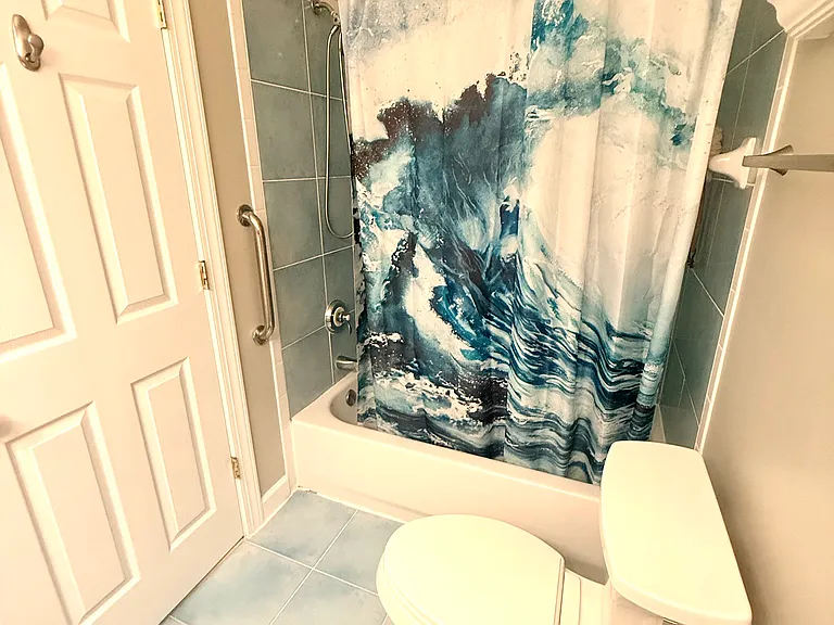 102 Hogan Ridge Ct #1 — Photo 5