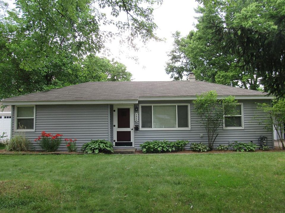 1st image of 8420 11th Ave S