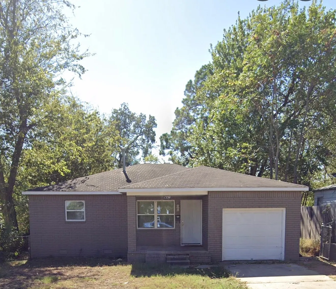 3 bed, 1100 sqft, $850 — Photo 1