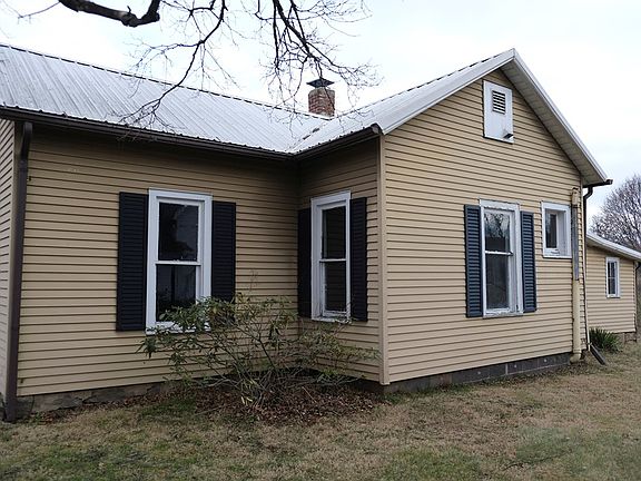 3rd image of 321 S Wood St