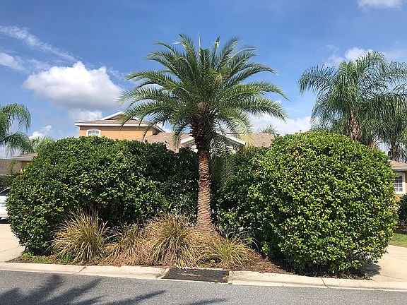5th image of 12444 NE 48th Cir