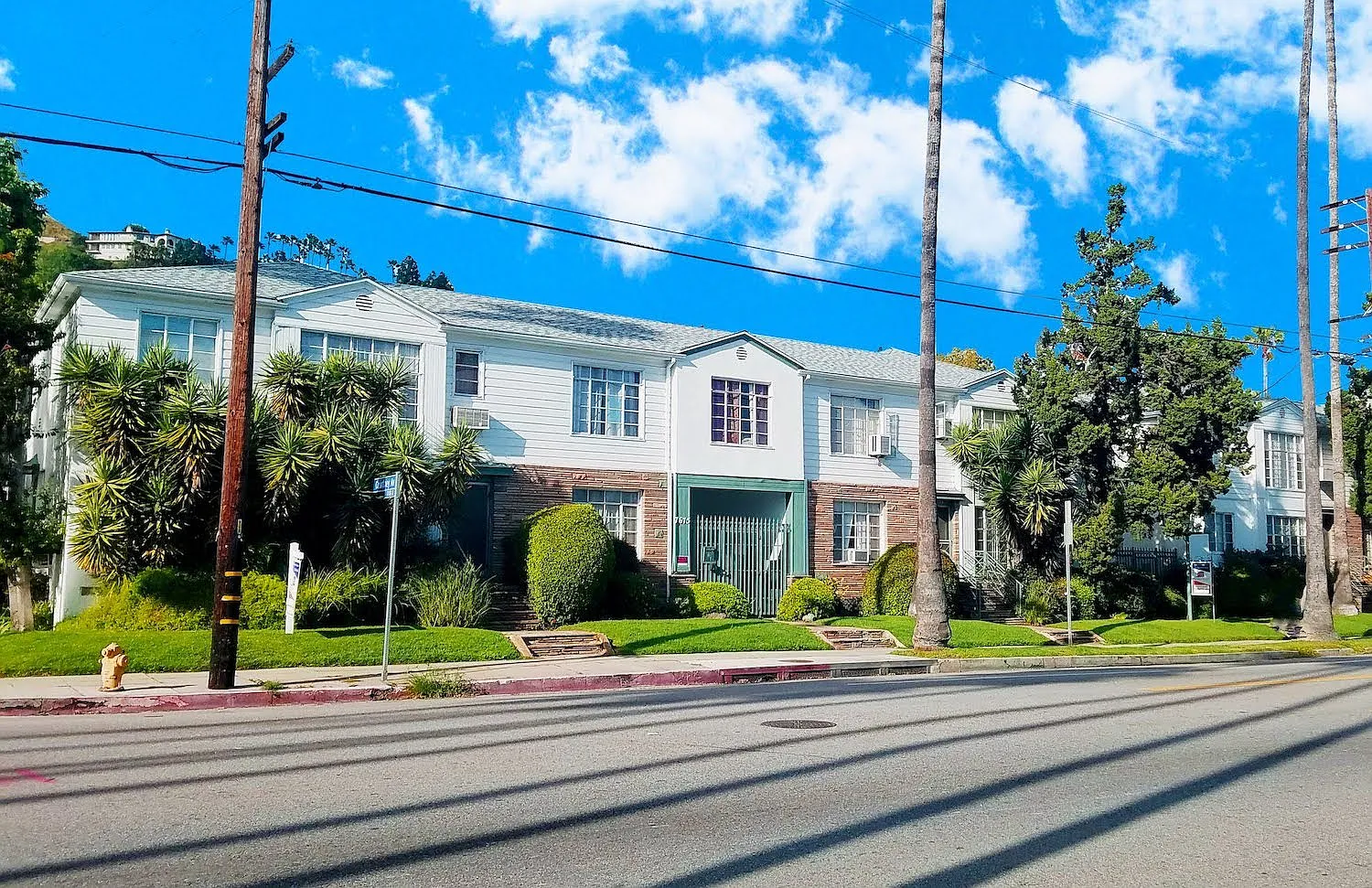 1 bed, 720 sqft, $2,400 — Photo 1