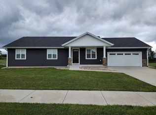 411 Nicholas St, Tomah, WI 54660
