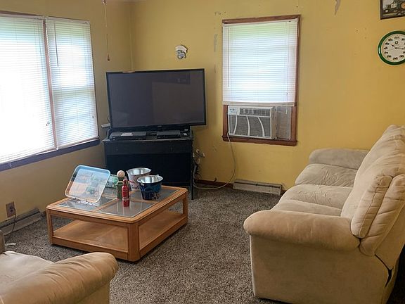 2nd image of 507 Park St