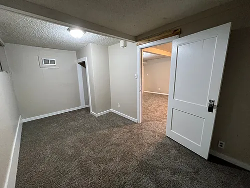1709 Laramie Photo 1