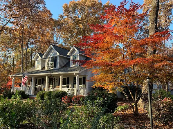 704 Hampton Rd, Liberty, SC 29657