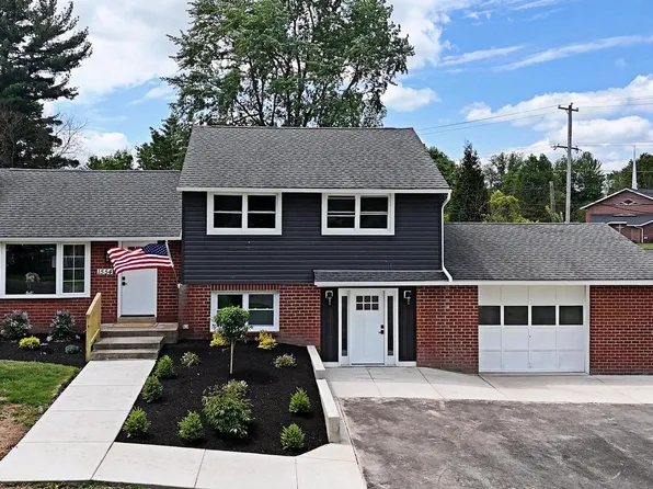 1554 Park Dr, Jamison, PA 18929