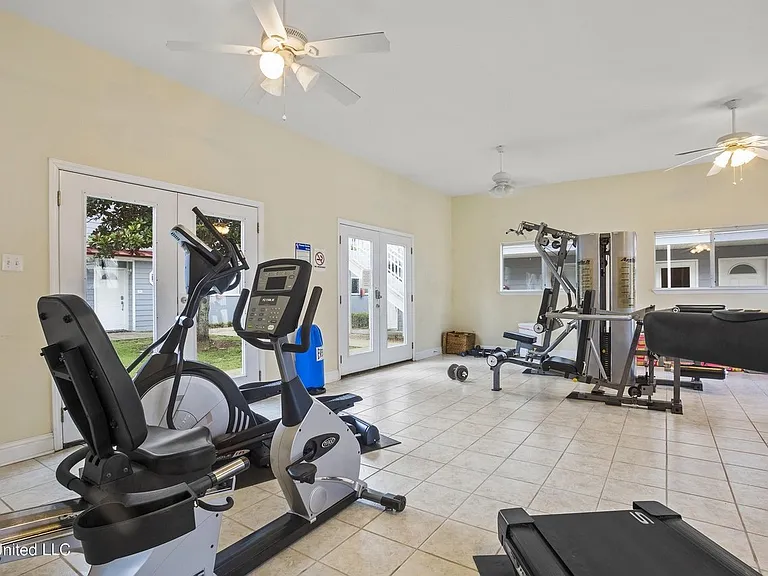 1664 Beach Blvd #35 — Photo 4