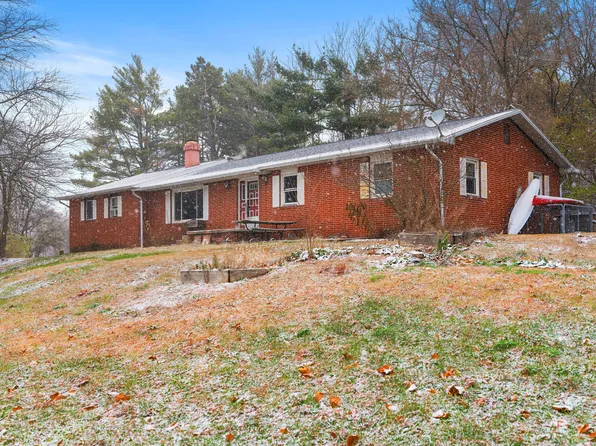 7375 E Oregon Church Rd, Terre Haute, IN 47802