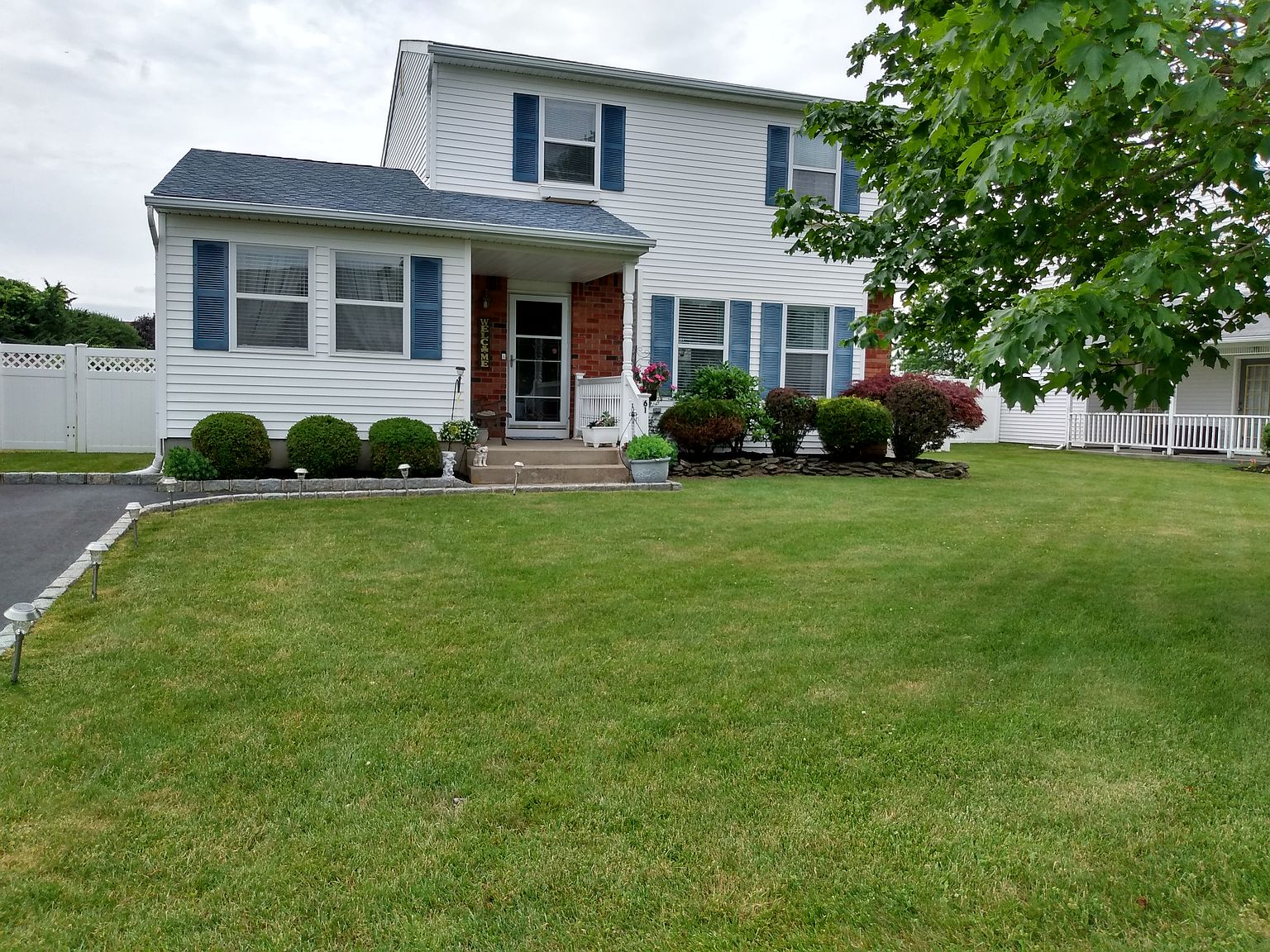 61 Meadow Ct, Manorville, NY 11949 Zillow