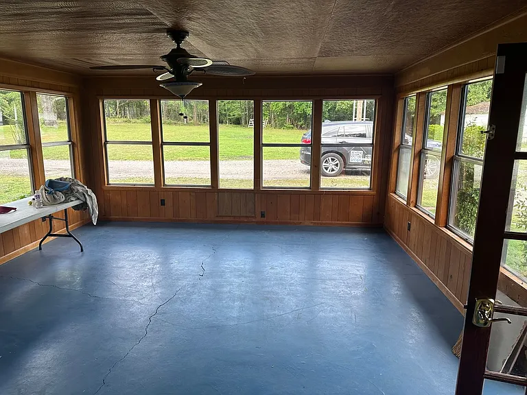460 W Ravenswood Ln — Photo 11