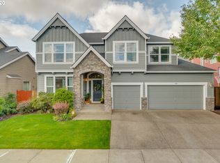 261 E Acorn St, Newberg, OR 97132