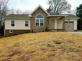 506 Lark St, Athens, TN 37303