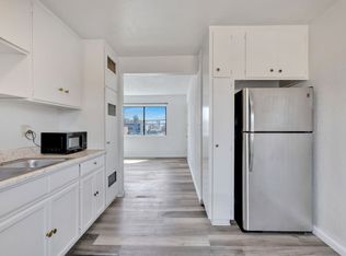 529 W Imperial Hwy APT 3, Los Angeles, CA 90044