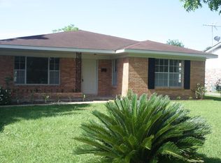 1411 Mimosa Ln, Rosenberg, TX 77471