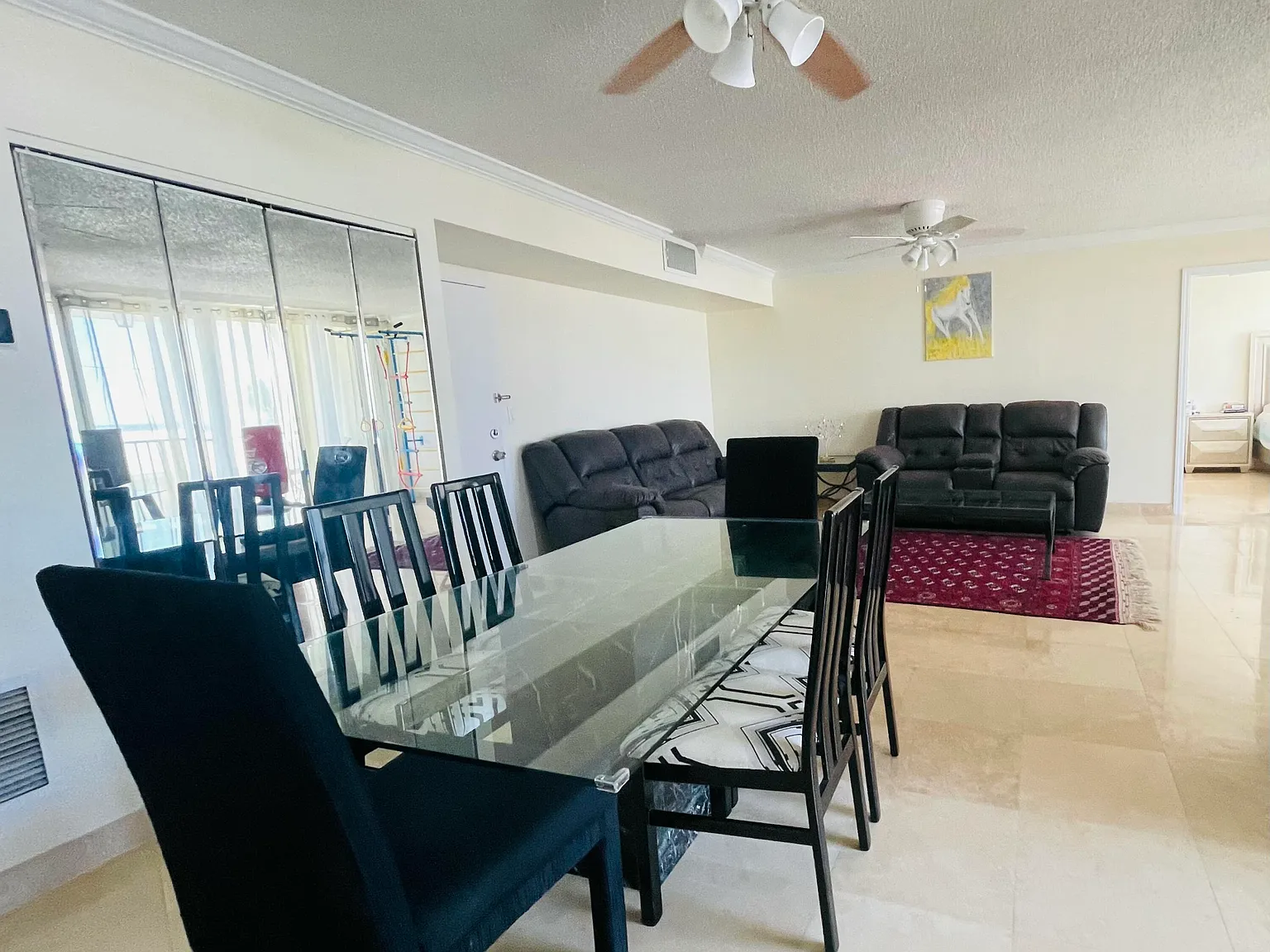 2 bed, 2.0 bath, 1270 sqft, $4,500 — Photo 2