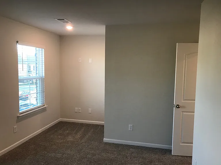 12 Holland Ridge Cir — Photo 4