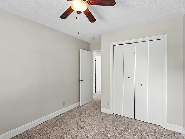 15631 Riley St — Photo 18