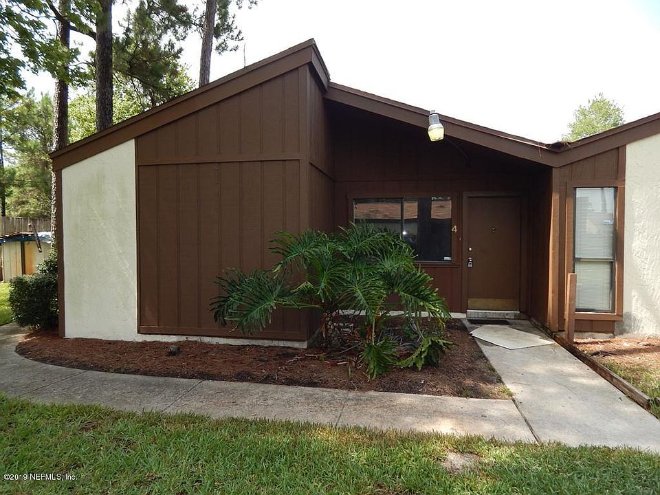 1st image of 10708 Whispering Woods Pl APT 4