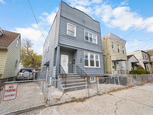 173 Mallory Avenue image 1 of 13