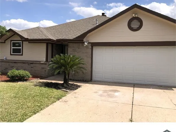 14103 Royal Hill Dr, Houston, TX 77083