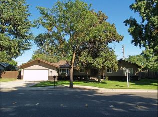 1012 Lakewood Ave, Modesto, CA 95355